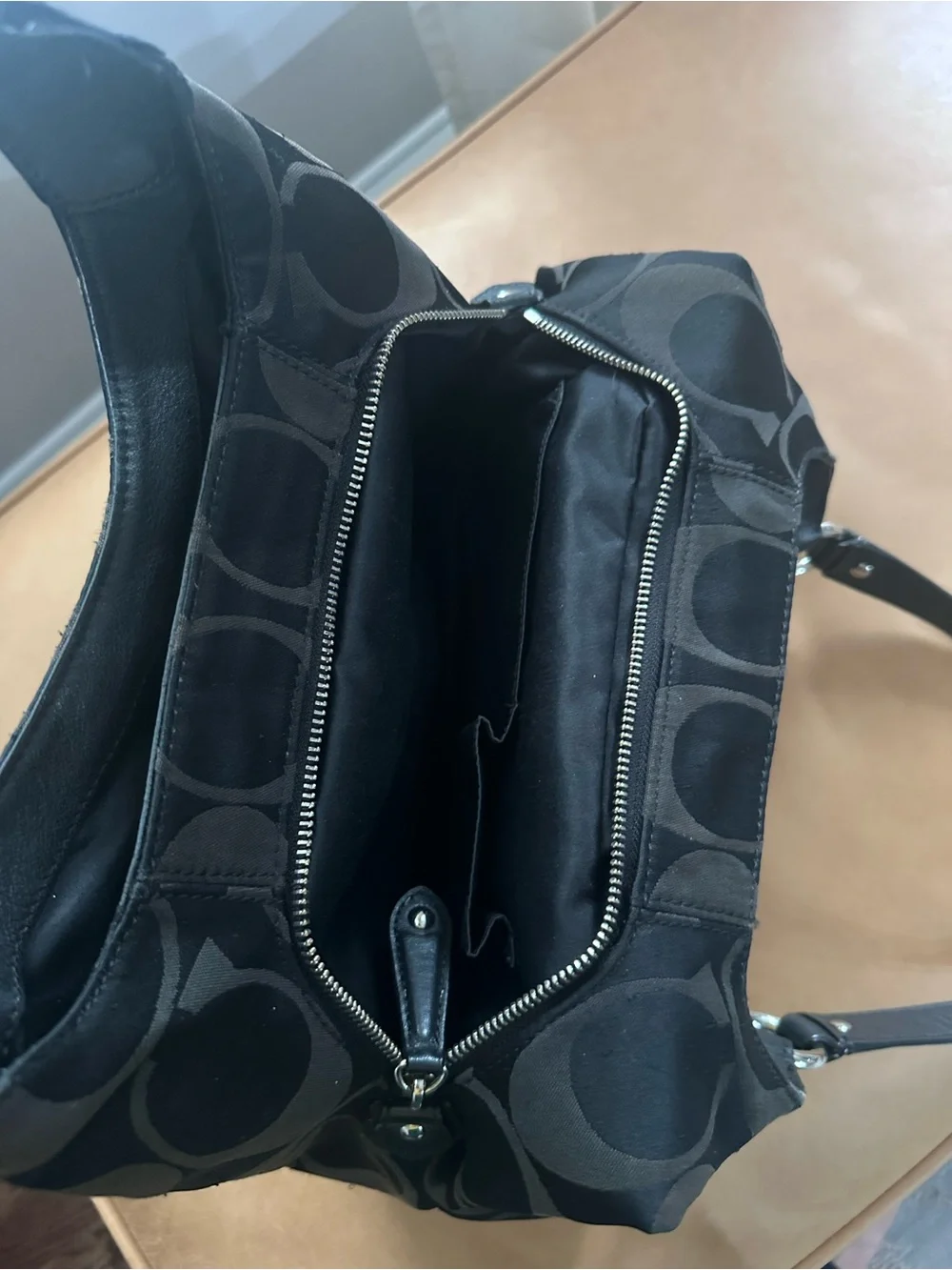 Coach signature shoulder